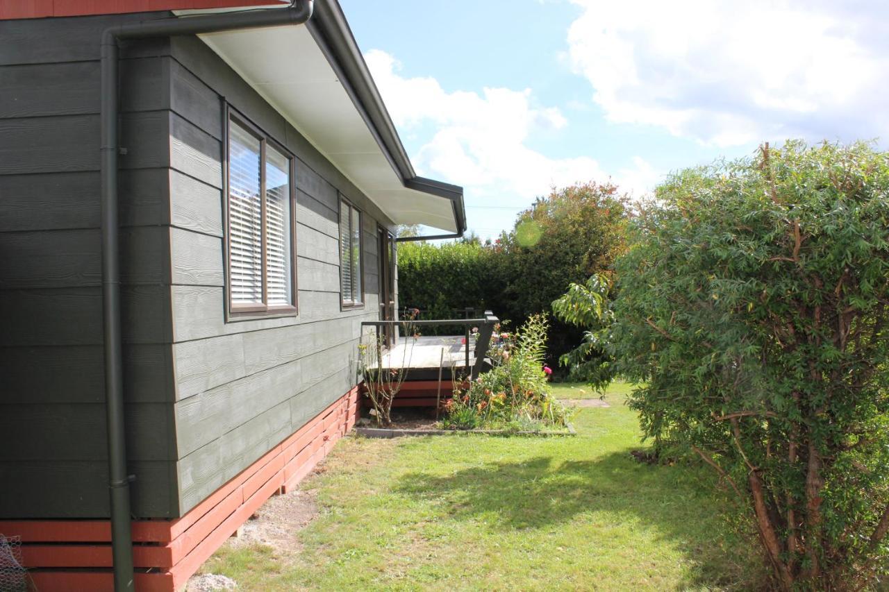 Bram'S Bach Taupo Exterior photo