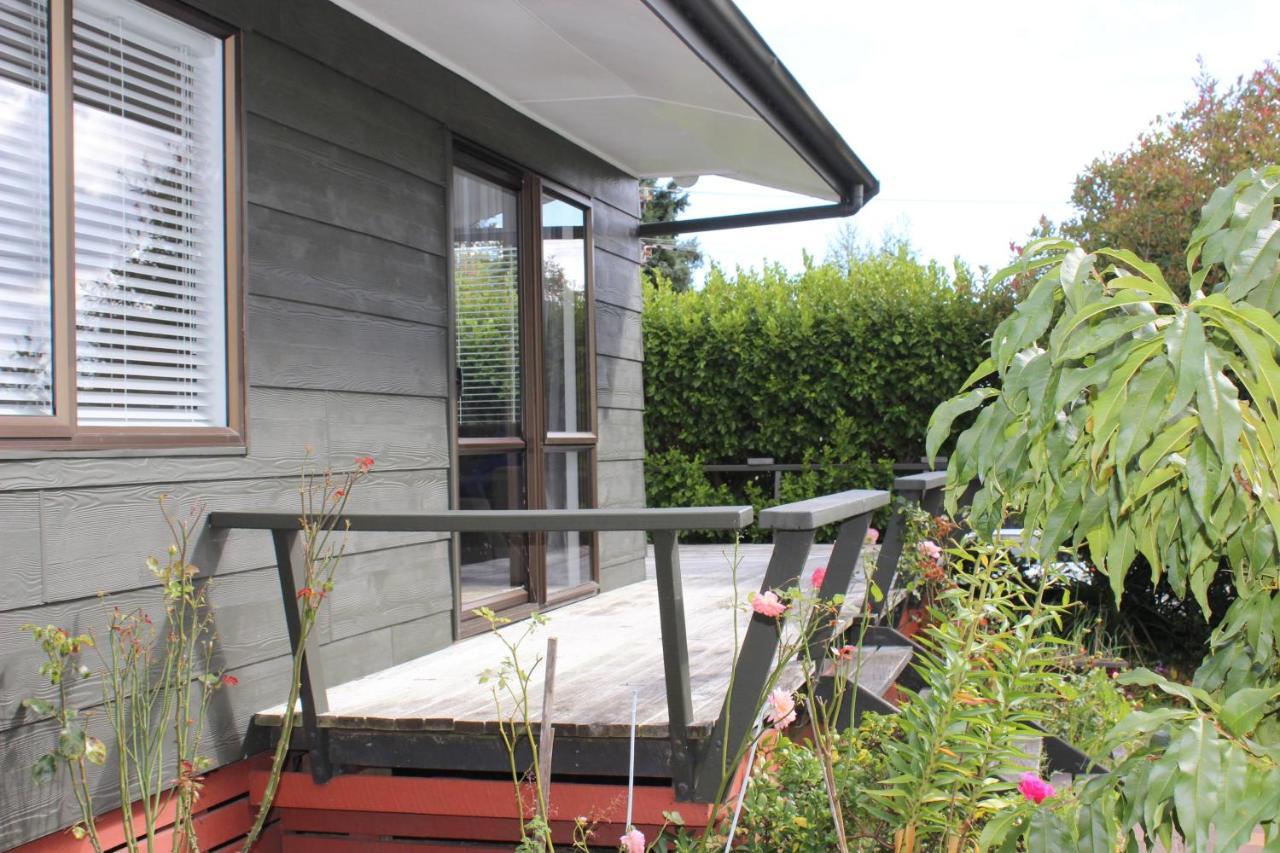 Bram'S Bach Taupo Exterior photo