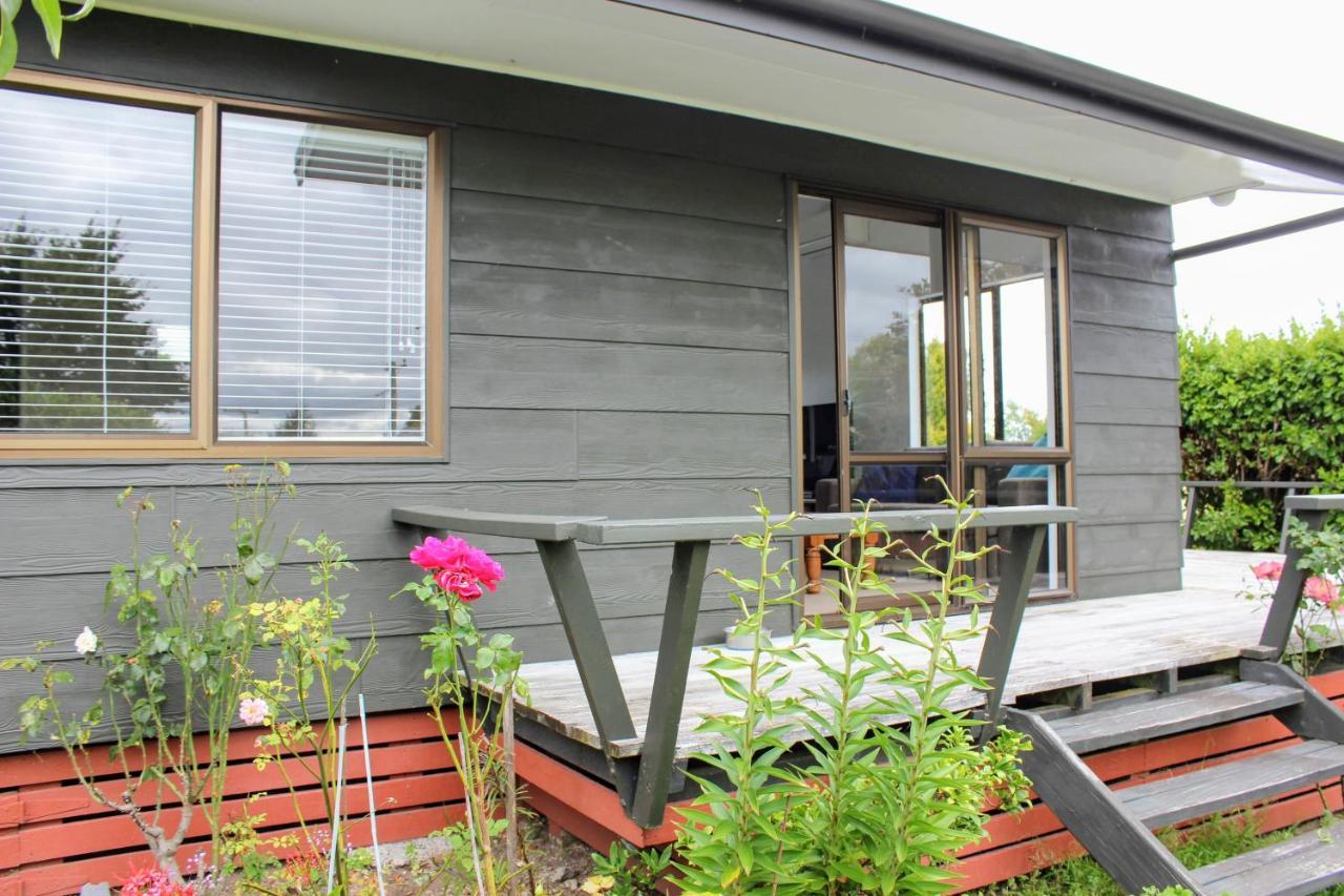 Bram'S Bach Taupo Exterior photo