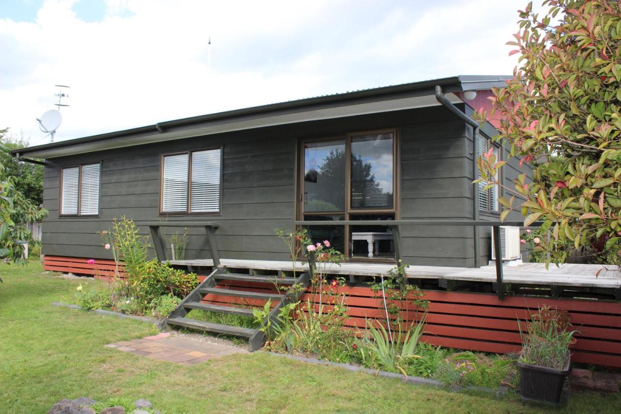Bram'S Bach Taupo Exterior photo